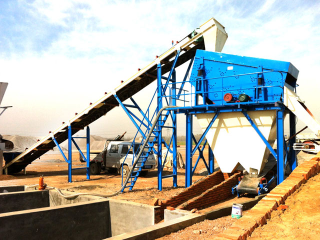 混凝(ning)土攪拌(ban)站同步(bu)振動水(shuǐ)洗機