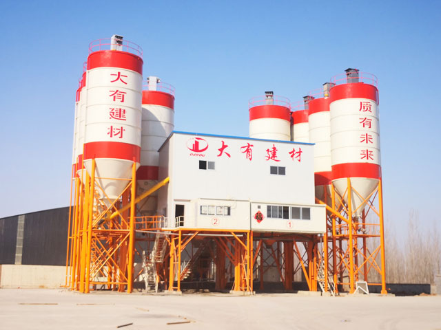 大有(you)建材混(hùn)凝土攪(jiǎo)拌站