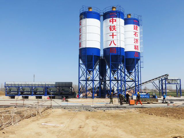 中(zhōng)鐵十八(ba)局穩定(ding)土廠拌(bàn)設備